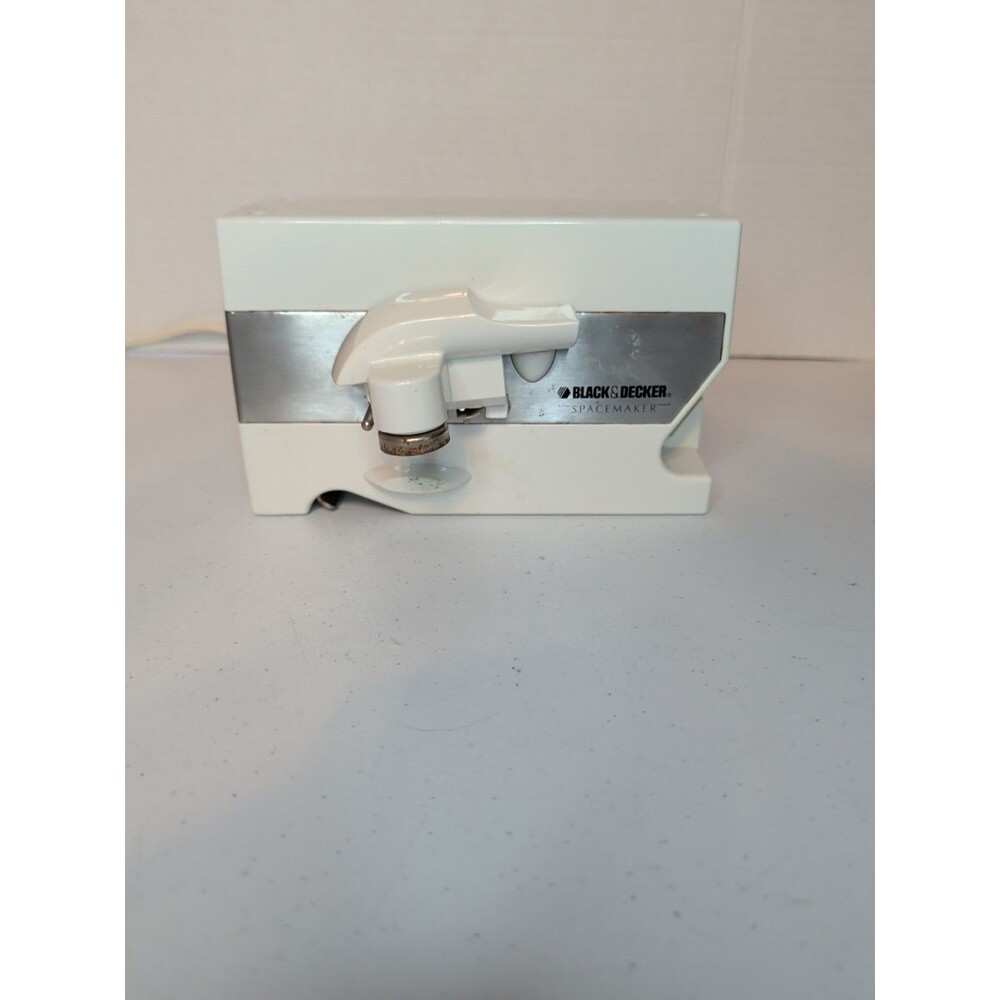 Black & Decker CO85 vintage spacemaker under counter can opener
